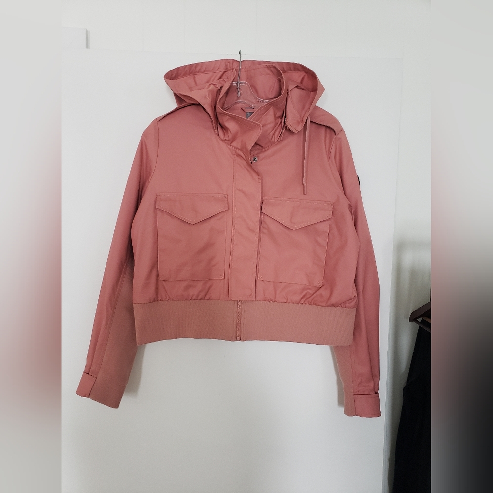 Sweaty Betty cropped version of a trench coat new with tags 12